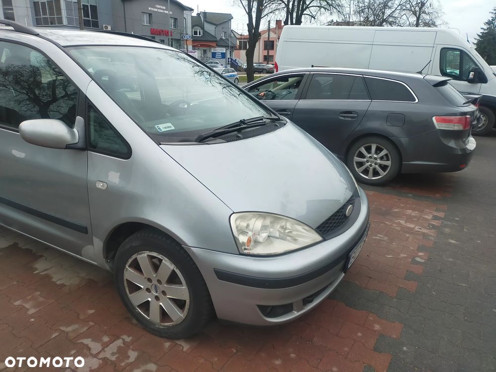 Ford Galaxy - 3