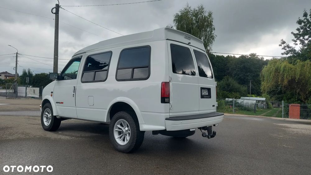 Chevrolet Astro 4.3i V6 - 4