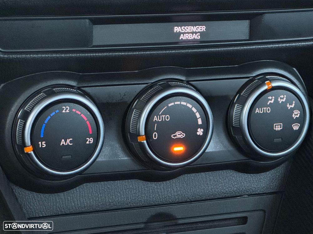 Mazda 2 1.5 Sky-G Evolve Navi - 16