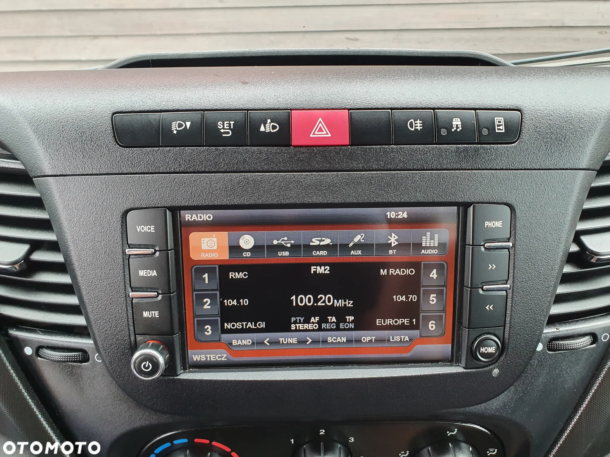 Iveco DAILY 35C15 C 15 - 24