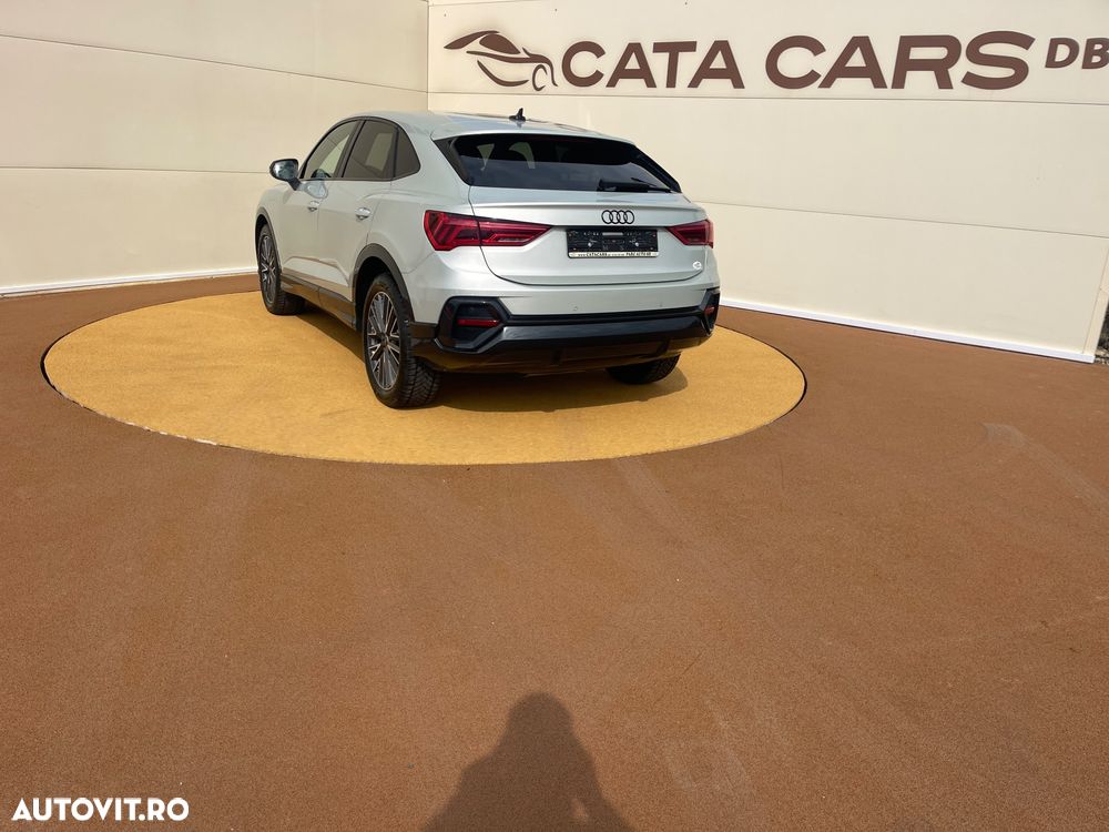 Audi Q3 35 TDI S tronic - 11