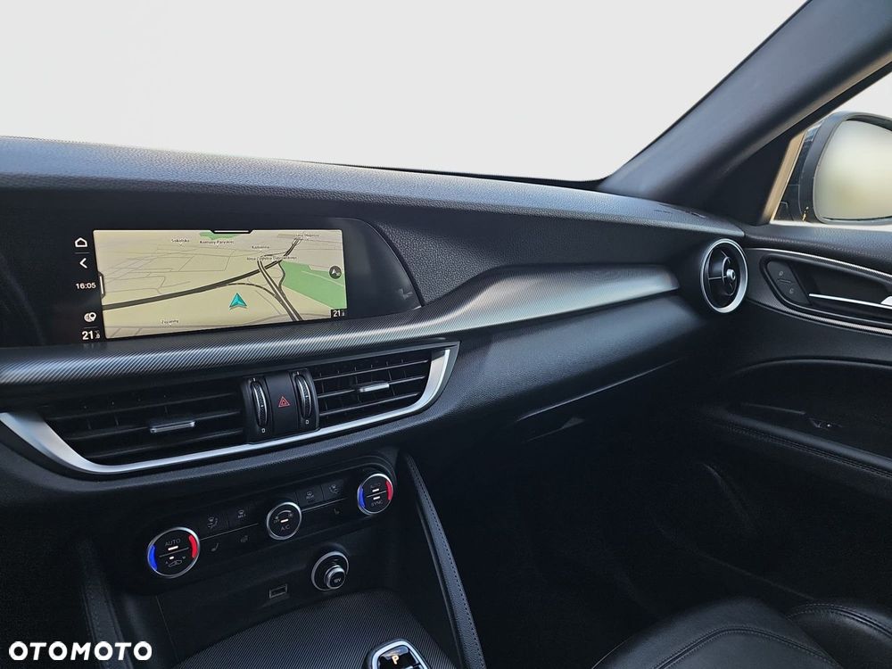 Alfa Romeo Stelvio 2.0 Turbo Veloce Q4 - 28