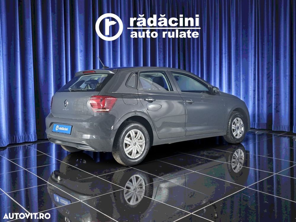 Volkswagen Polo - 7