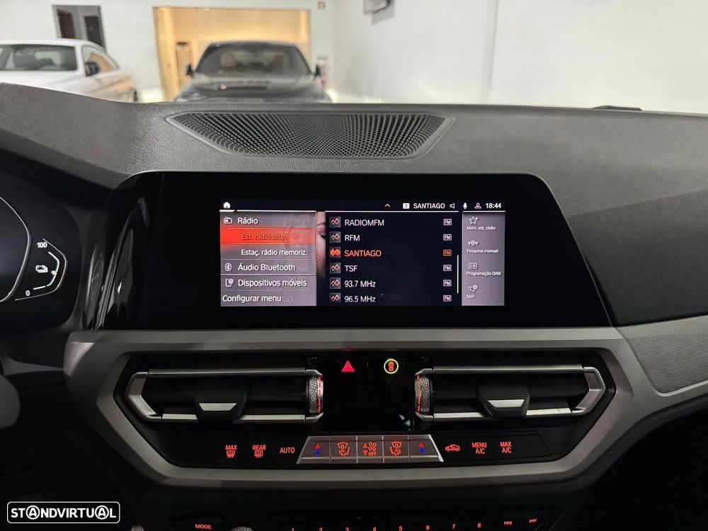 BMW 330 e Touring Pack M Auto - 17