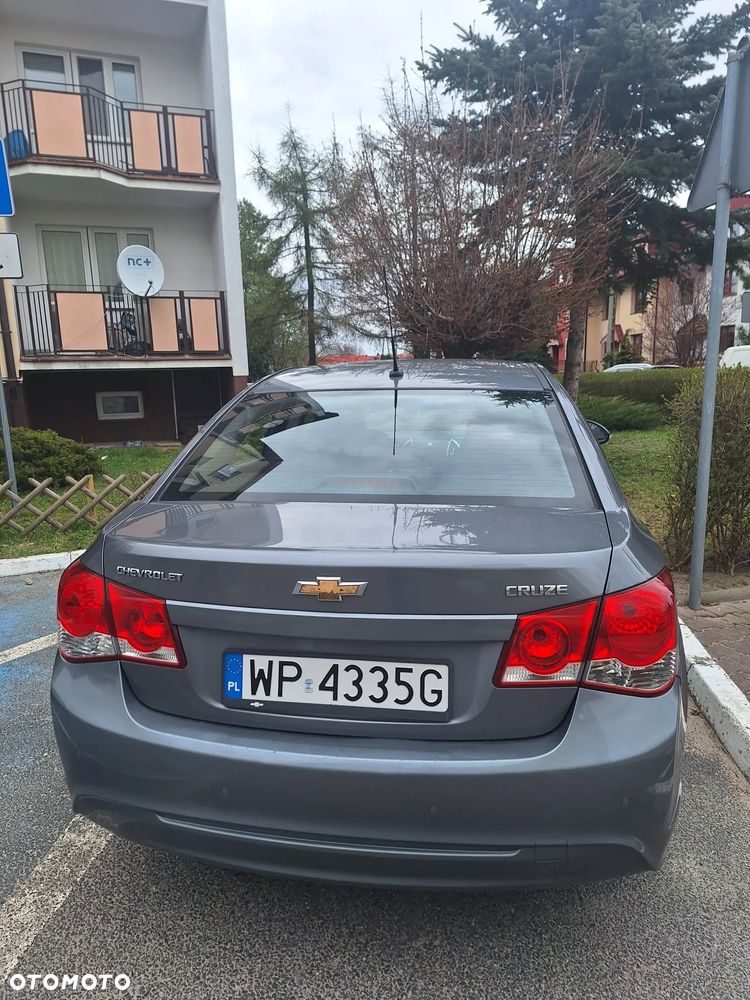 Chevrolet Cruze - 9