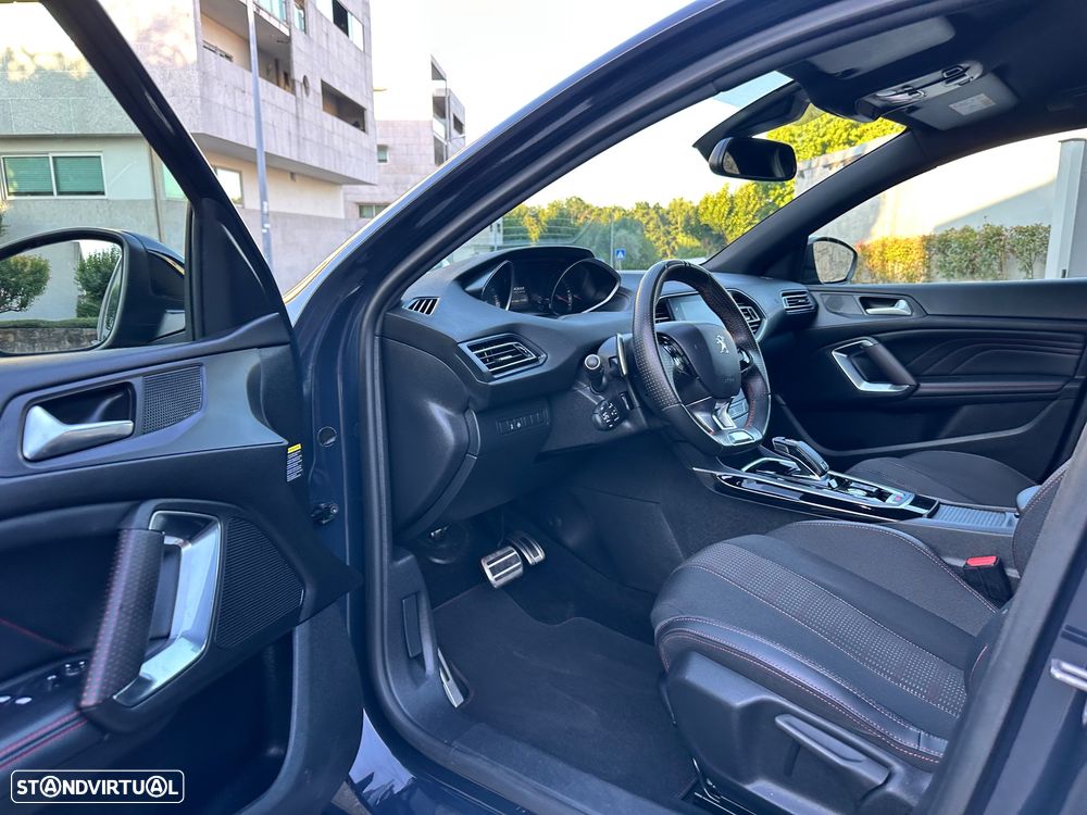 Peugeot 308 1.5 BlueHDi GT Line EAT8 - 26
