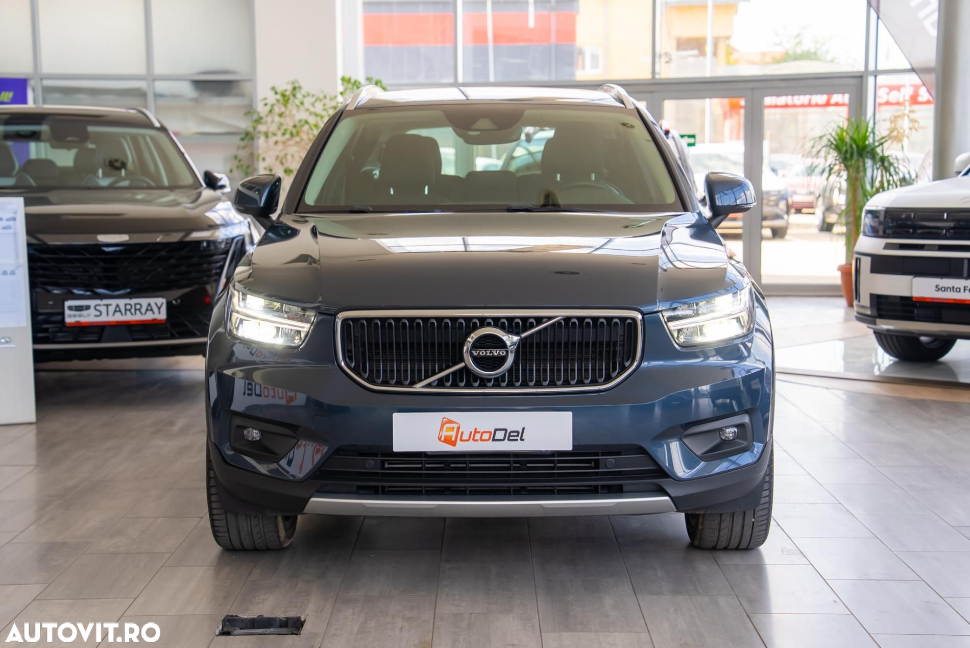 Volvo XC 40 T3 Geartronic Momentum Pro - 9
