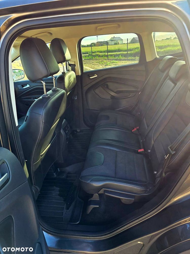 Ford Kuga 2.0 TDCi FWD Titanium - 12