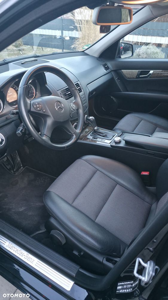 Mercedes-Benz Klasa C 200 (BlueEFFICIENCY) 7G-TRONIC Avantgarde - 15