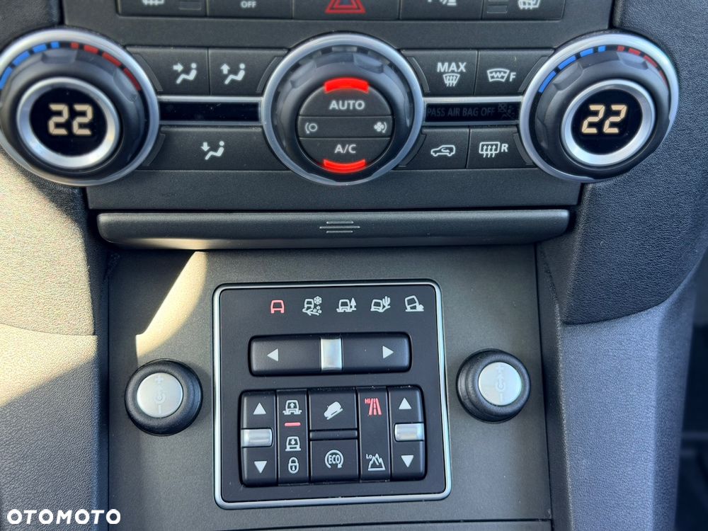 Land Rover Discovery 3.0SD V6 SE - 19