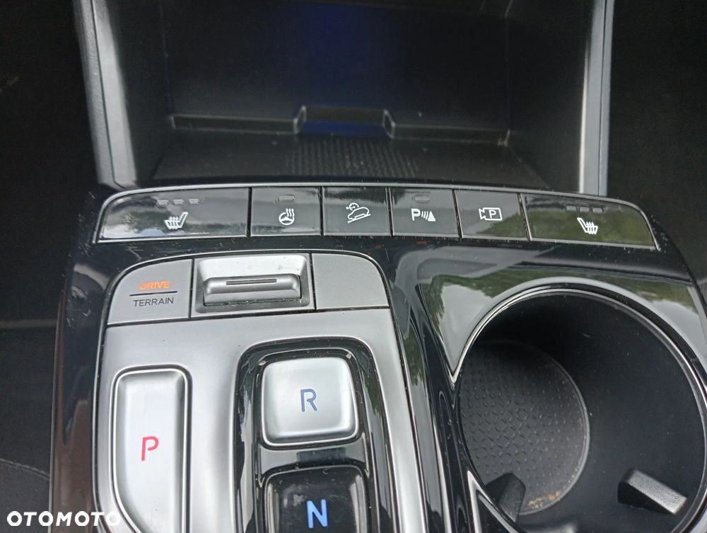 Hyundai Tucson 1.6 T-GDi HEV Executive 4WD - 19