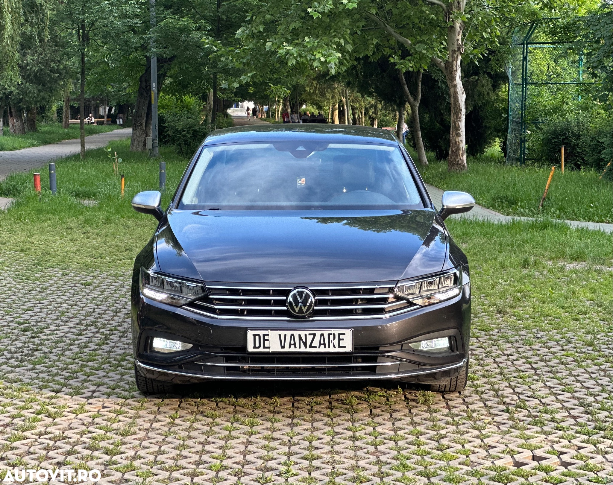 Volkswagen Passat 2.0 TDI DSG R Executive - 17