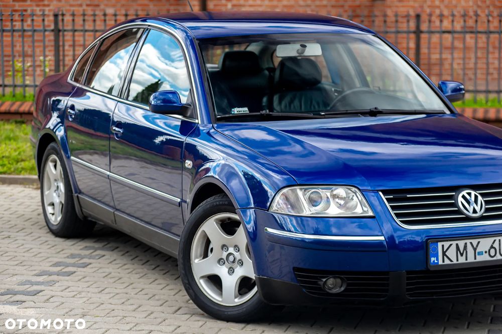 Volkswagen Passat 1.9 TDI 4Mot Highline - 2