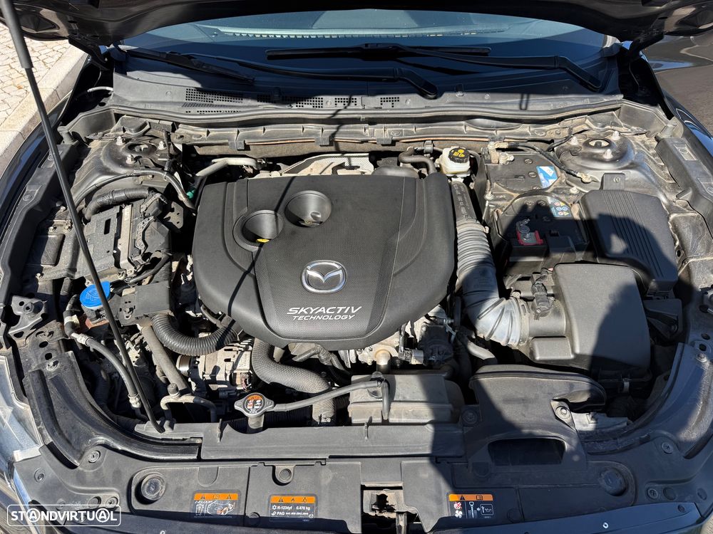 Mazda 6 M6 2.2 SKY-D Excellence Navi - 32