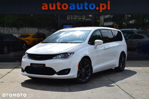 Chrysler Pacifica