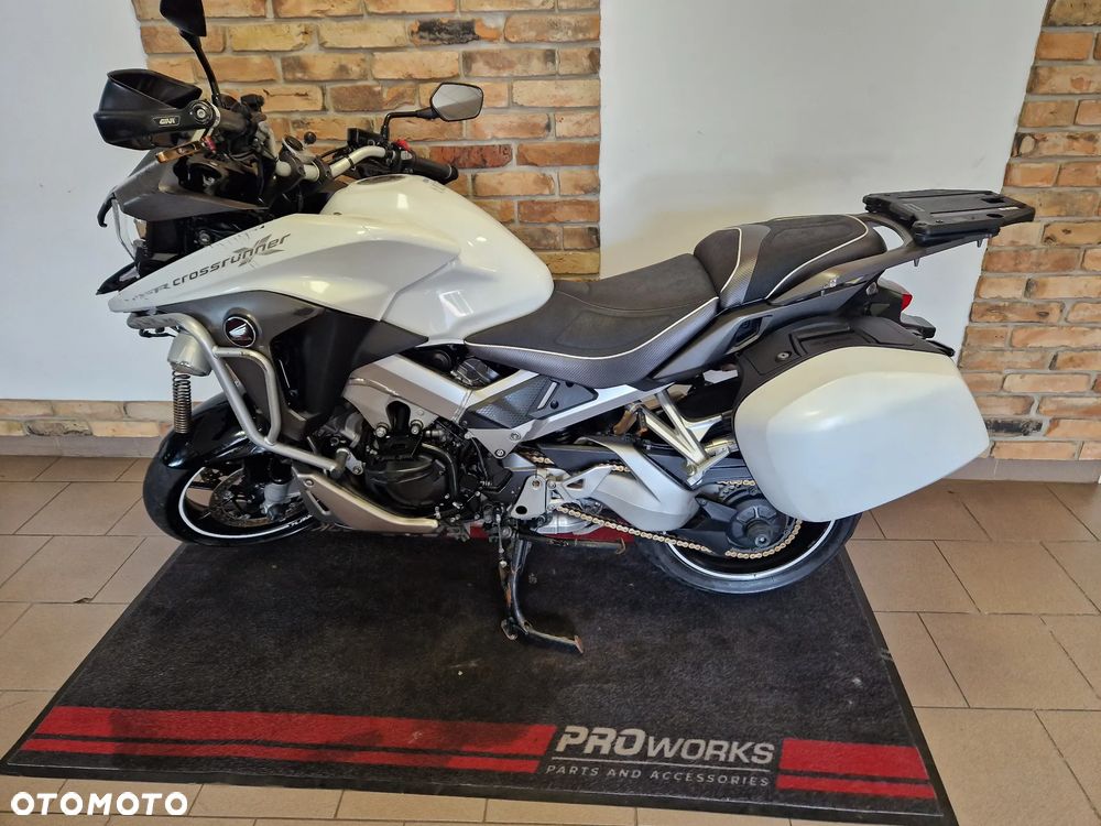 Honda VFR - 2
