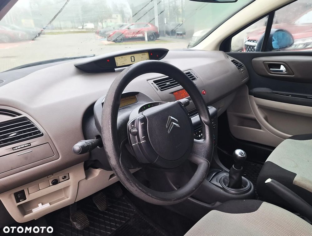 Citroën C4 1.6 HDi X - 9
