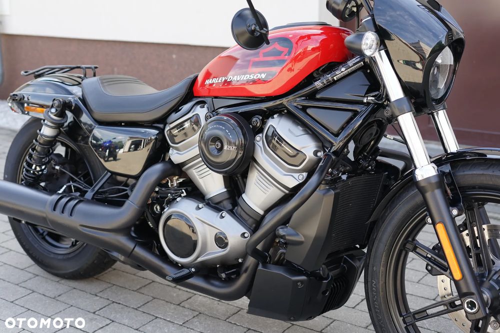 Harley-Davidson Sportster Nightster 975 - 13