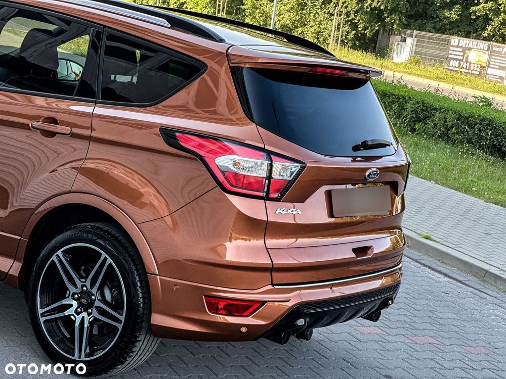 Ford Kuga 2.0 TDCi 4x4 ST-Line - 14