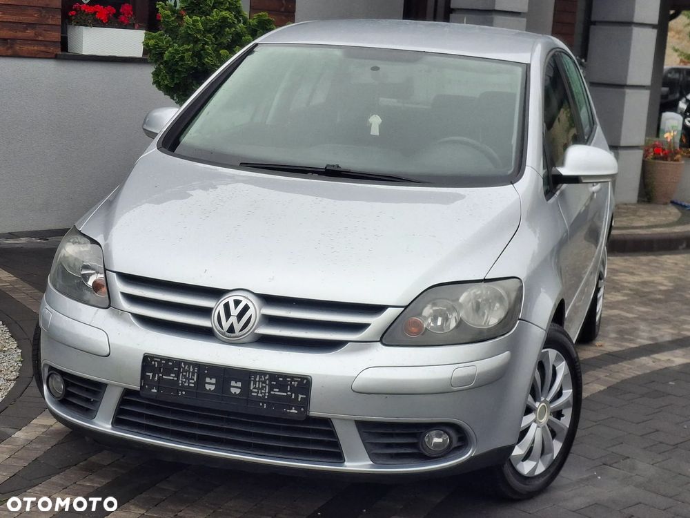 Volkswagen Golf Plus 1.6 FSI Goal - 2