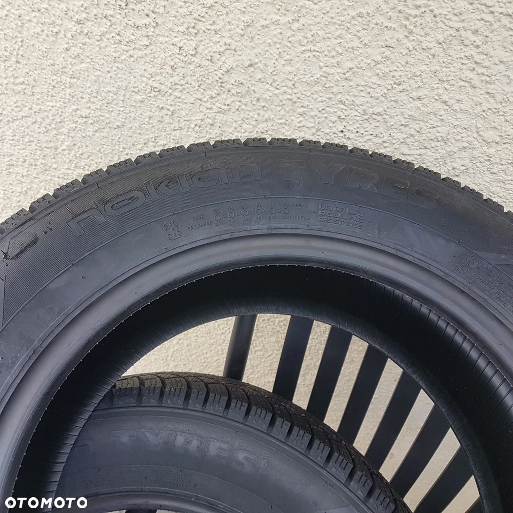 opona opony opona opony VREDESTEIN SPORTRAC 5 GIUGIARO 195/50/15 82V Nokian Tyres Hakkapeliitta R5 185/65R15 88R nowe - 34