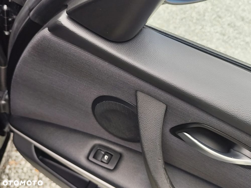 BMW Seria 3 318i - 19