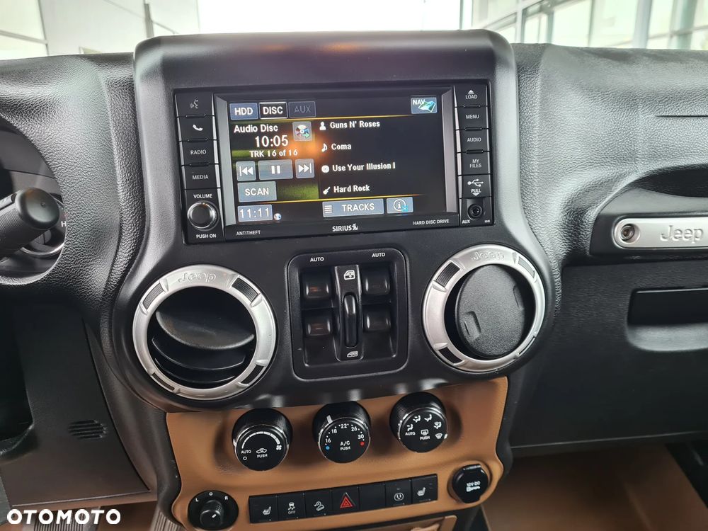 Jeep Wrangler 3.6 Unlim Sahara - 22