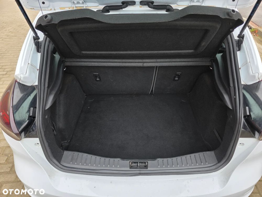 Ford Focus 2.0 TDCi ST - 36