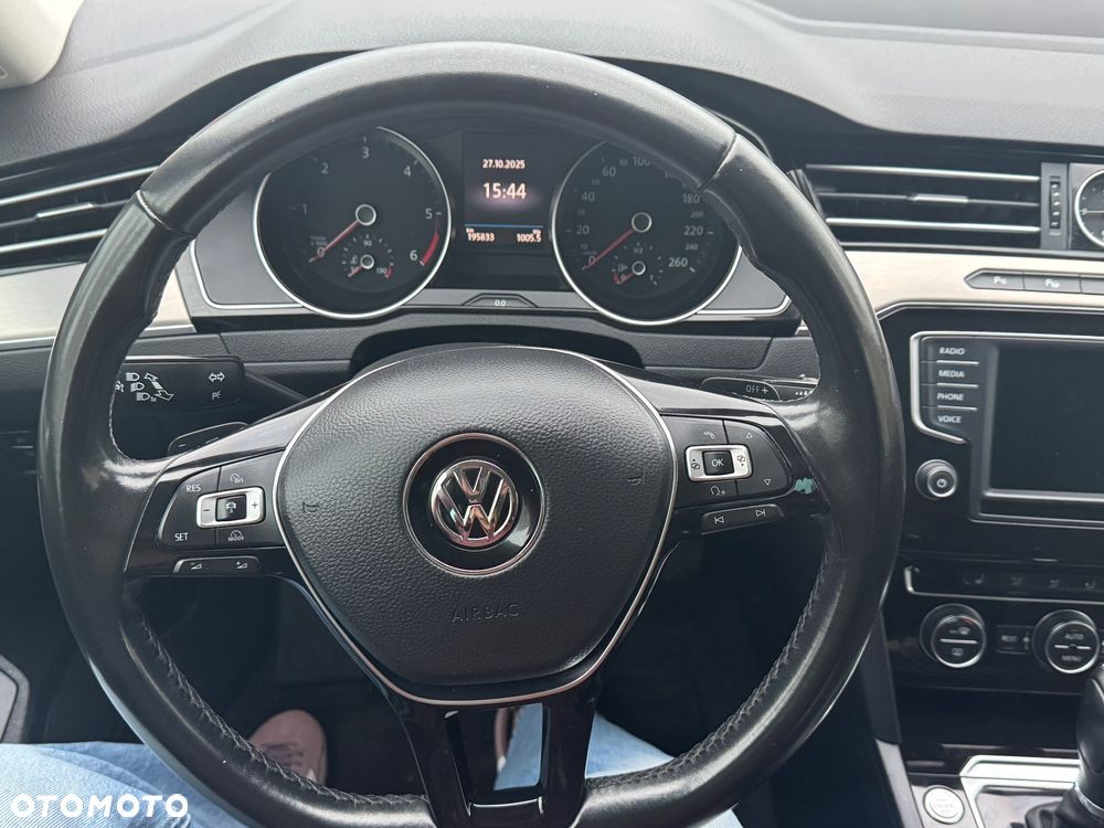Volkswagen Passat 2.0 TDI BMT Highline DSG7 - 5