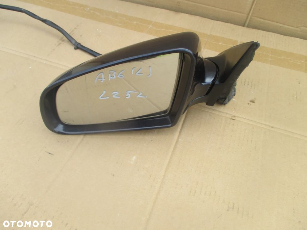 lusterko lewe Audi A4 B6 LZ5L 10pin Europa - 2