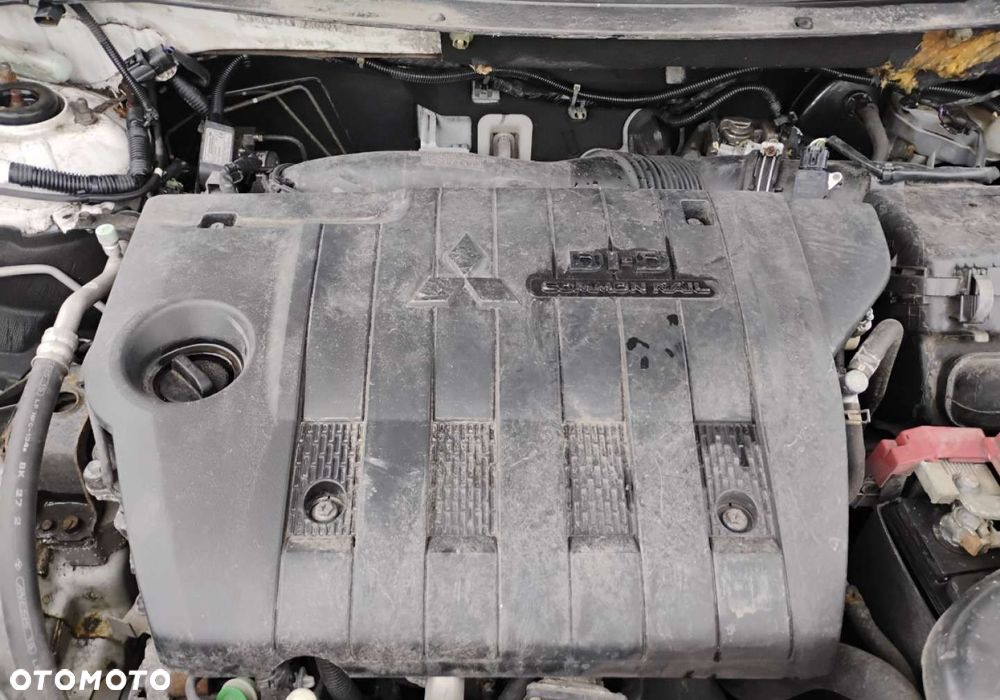 Mitsubishi Outlander - 26