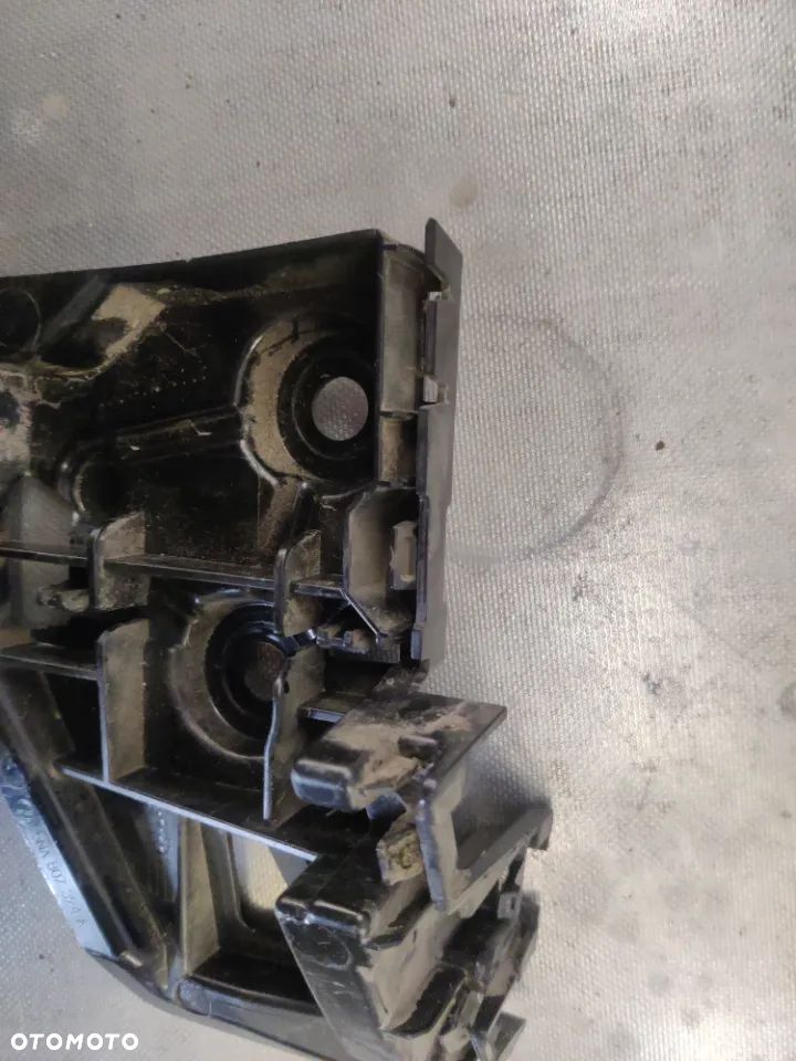 Ślizg Zderzaka Prawy Tył VW Tiguan II 2 Mocowanie Prawe Tylne 5NA807394A - 2