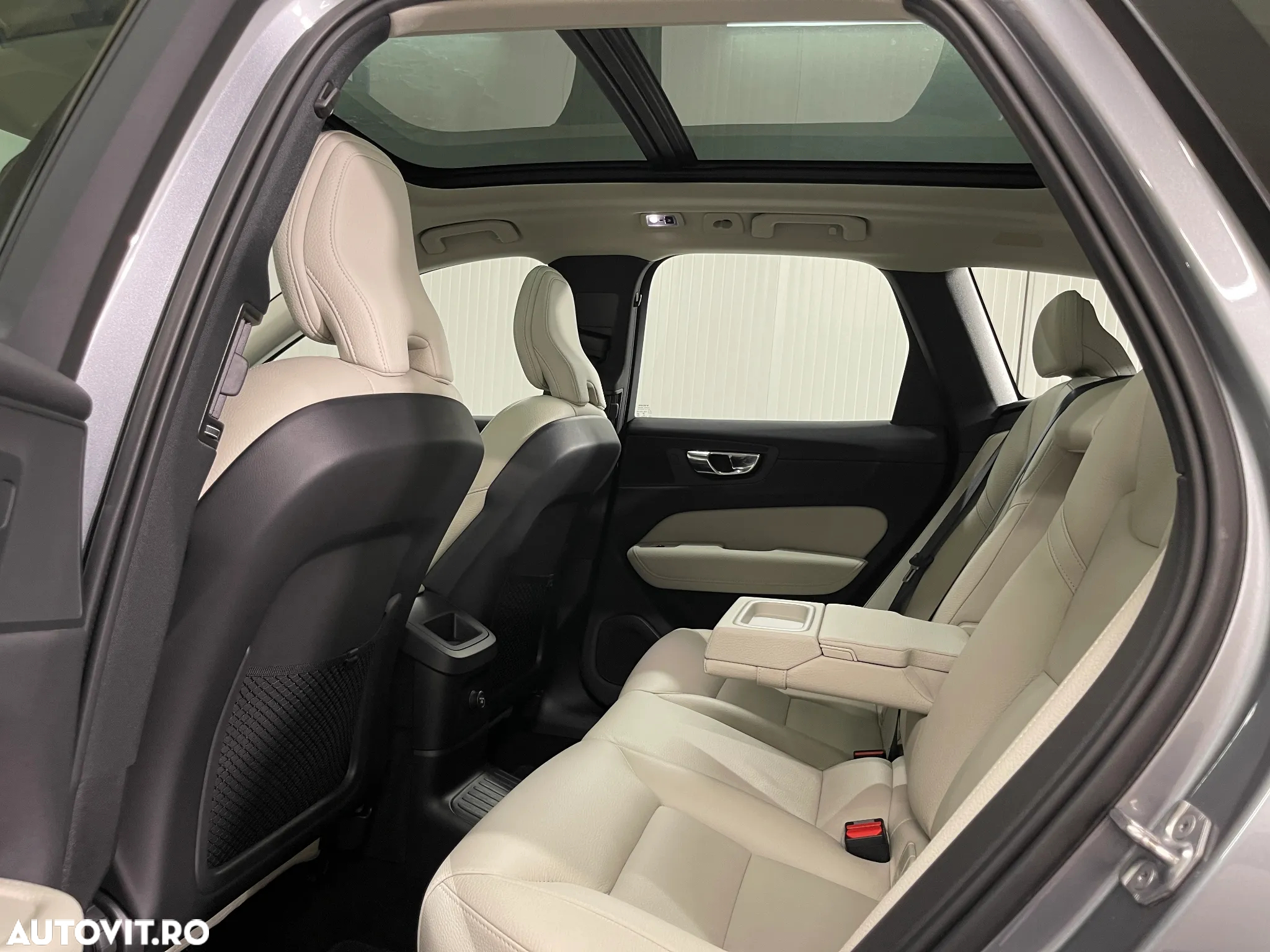 Volvo XC 60 T8 Twin Engine AWD Inscription - 13