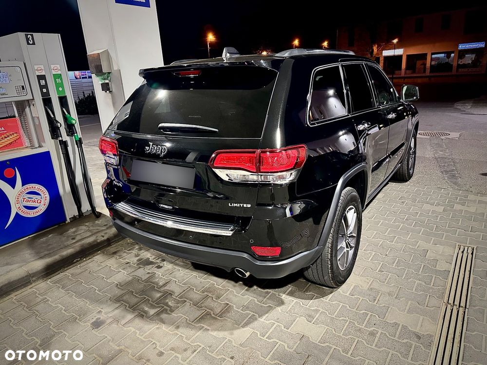 Jeep Grand Cherokee - 13