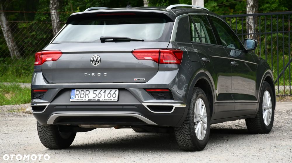 Volkswagen T-Roc - 21