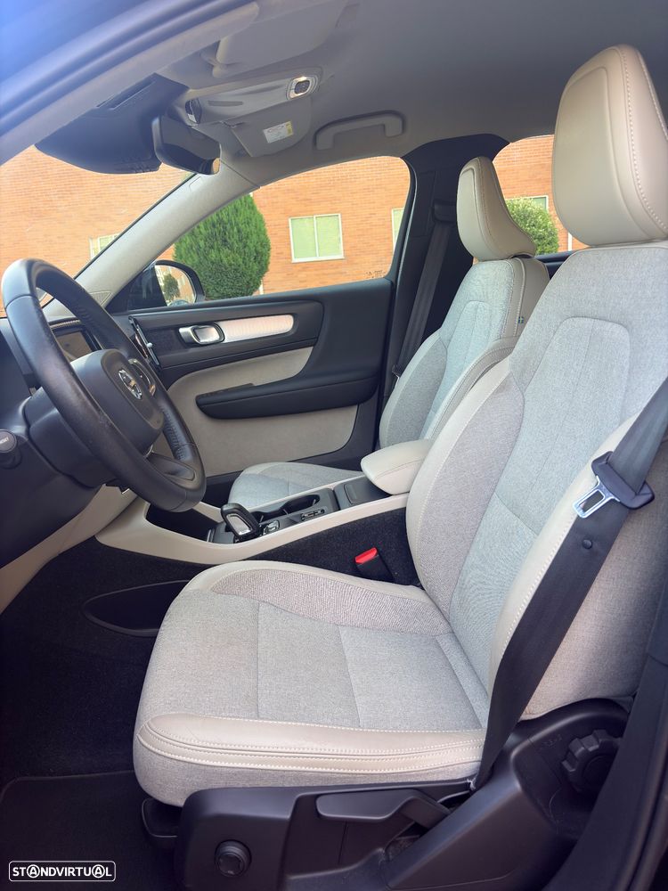 Volvo XC 40 2.0 D3 Momentum Plus Geartronic - 12