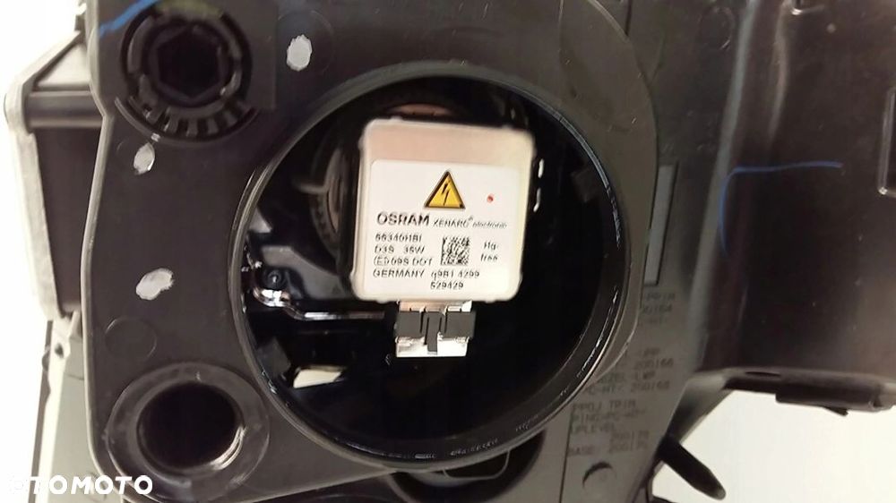 CHEVROLET SUBURBAN TAHOE 16-19 lampa prawa xenon - 10