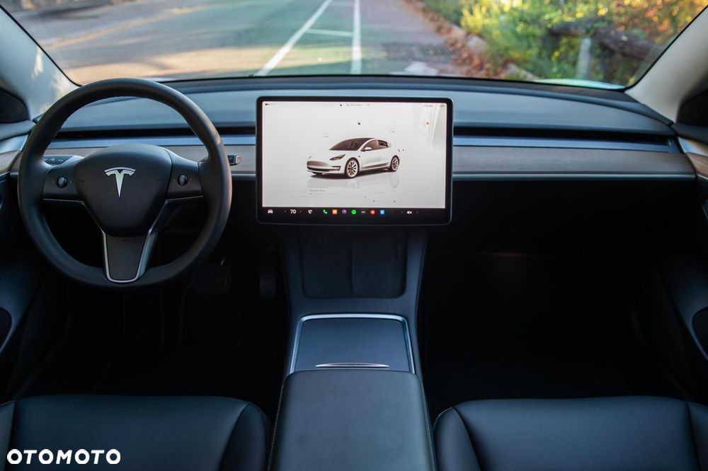 Tesla Model 3 Long Range AWD Premium - 15