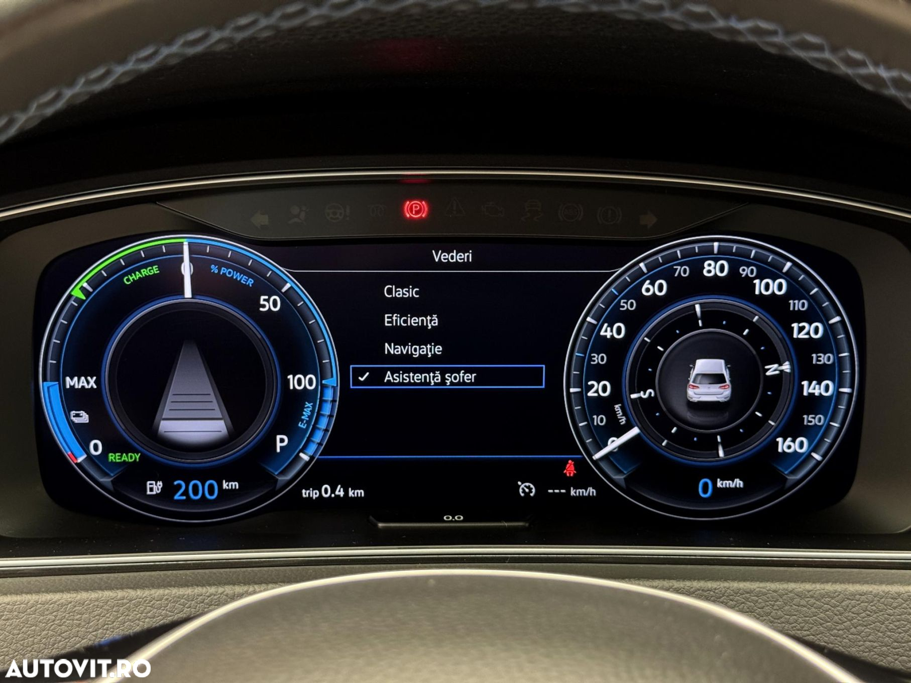 Volkswagen Golf e-Golf - 17