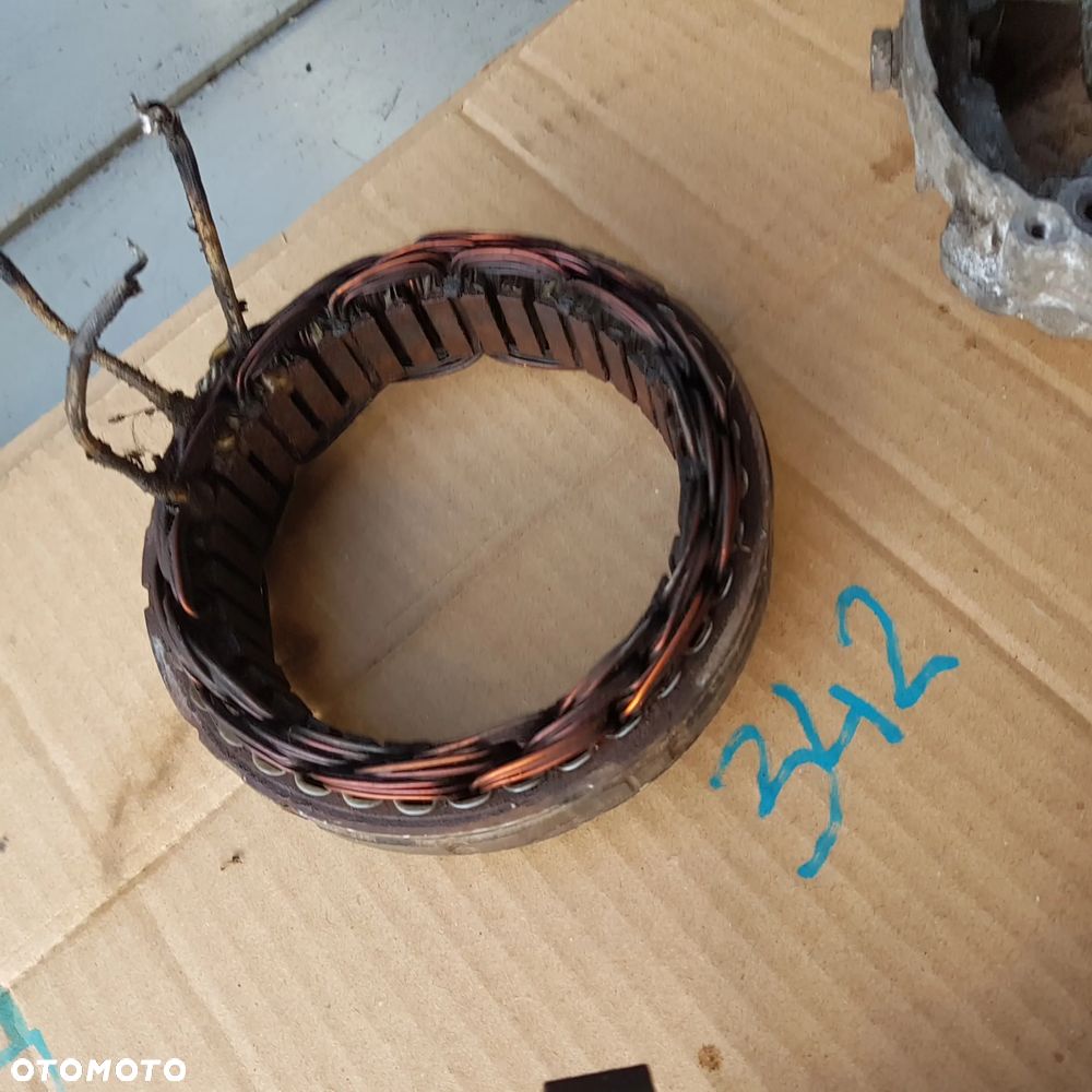 obudowa korpus mocowanie cewka diody wirnik szczotki z alternator fiat 126p maluch st fl el - 4