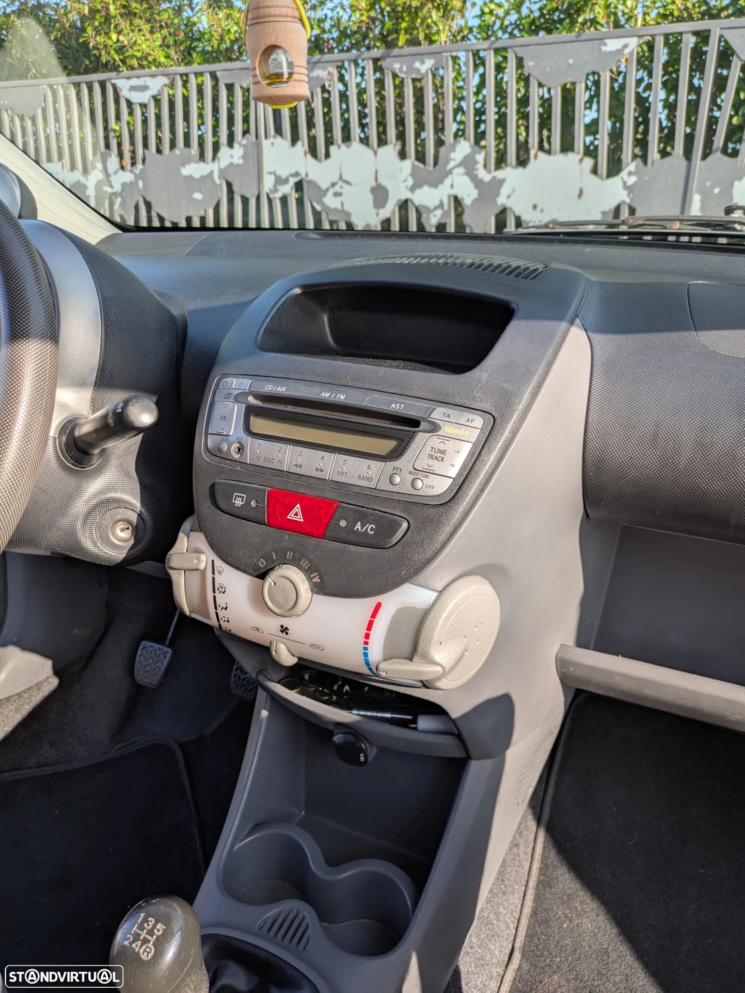 Peugeot 107 1.0 Trendy - 5