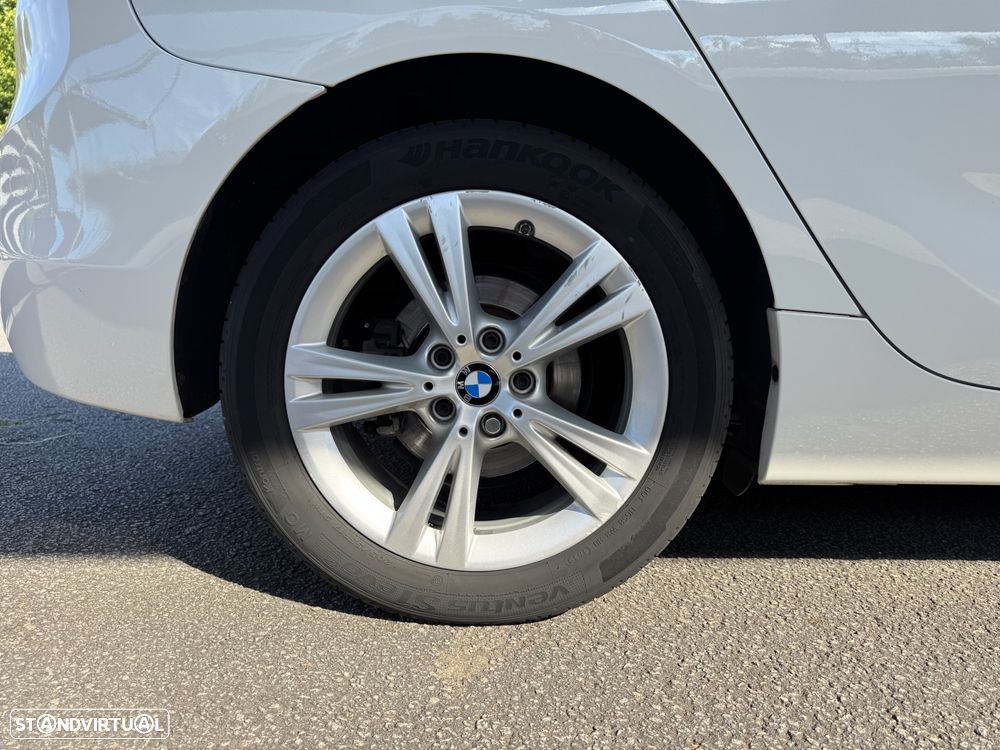 BMW 216 Active Tourer d Line Sport - 29