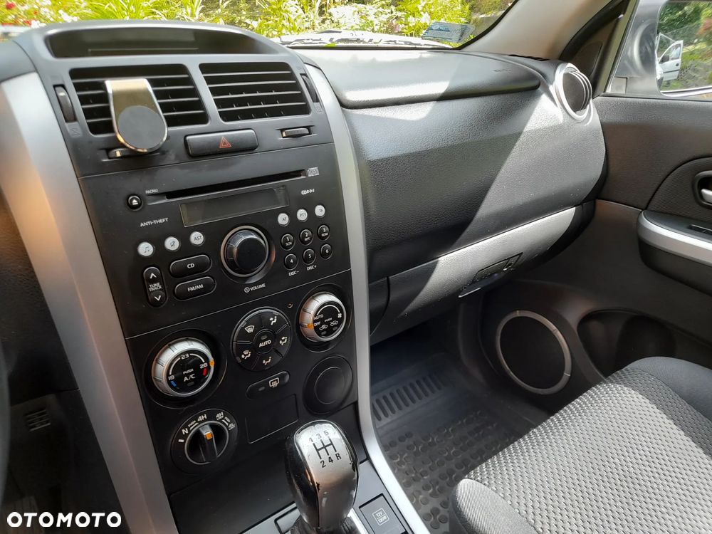Suzuki Grand Vitara - 15