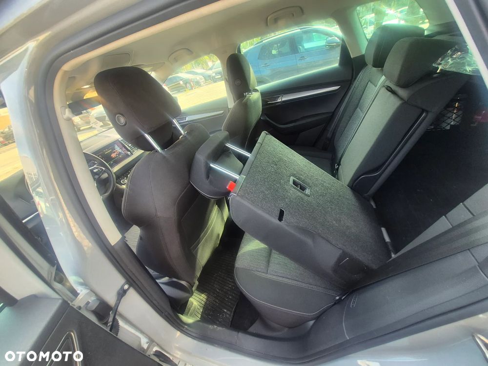 Skoda Karoq 1.5 TSI ACT Style DSG - 18
