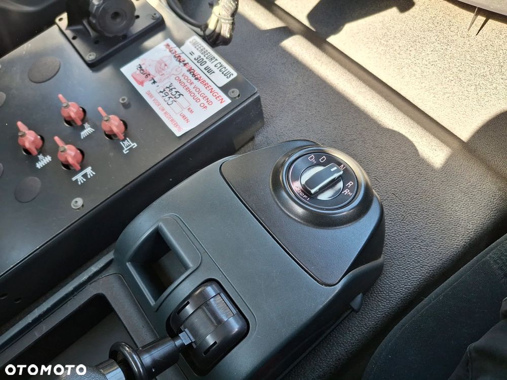 MAN TGM 16.250 Zamiatarka BUCHER CityFant 6000 Euro 6 EUnited PM10 Dodatkowy Silnik Rok: 2015 Zamiatarka Uliczna Niski Przebieg - 24