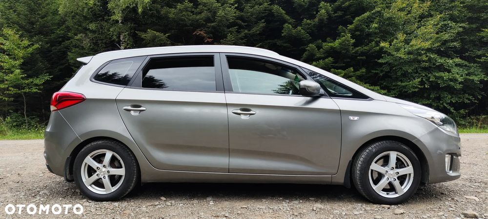 Kia Carens 1.6 GDI M - 1