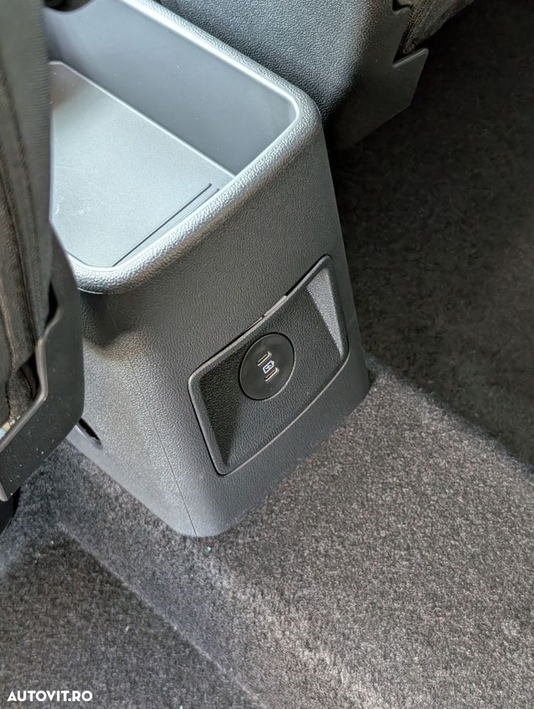 Ford Tourneo Courier - 16