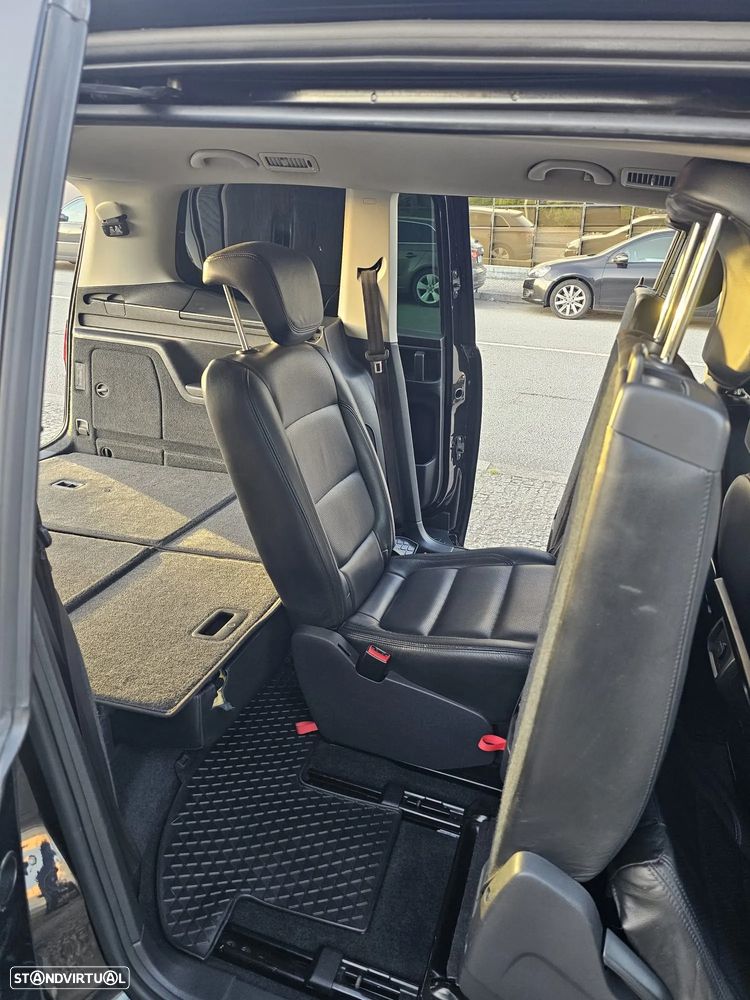 VW Sharan - 17