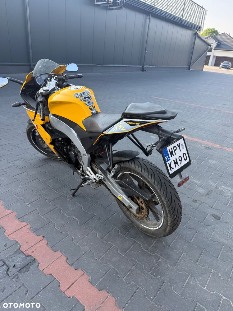 Aprilia RS - 7