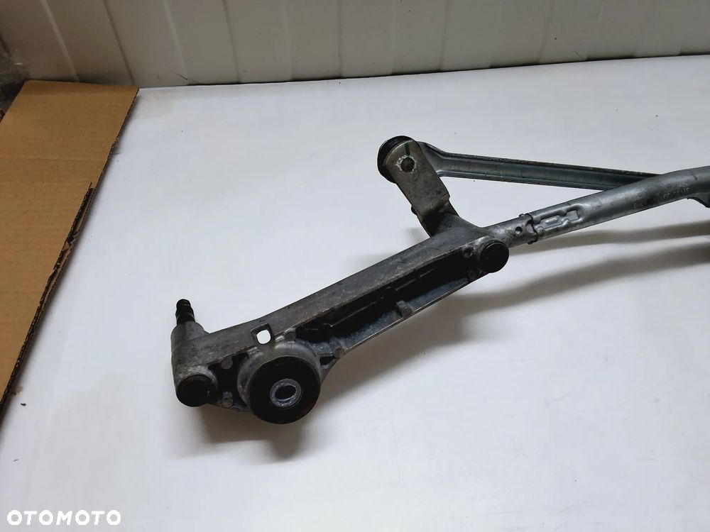 SPRZEDAM MERCEDES B-KLASA W246 MECHANIZM WYCIERACZEK A2469065900 2011-2018 ROK - 8